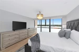 770 PALM AVENUE, SARASOTA, FL 34236 Sold 01/05/24