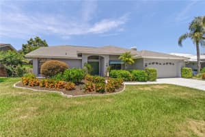4626 MEADOWVIEW CIRCLE, SARASOTA, FL 34233 Sold 08/28/23