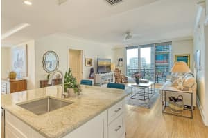 1350 MAIN STREET, SARASOTA, FL 34236 Sold 10/02/23