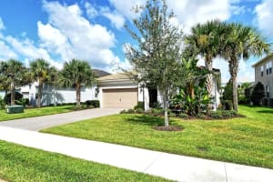 12403 BLUE HILL TRAIL, BRADENTON, FL 34211 Sold 10/09/23