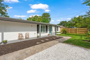 3702 RADNOR PLACE, SARASOTA, FL 34232 Sold 10/23/23