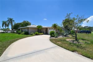 3276 PINECREST STREET, SARASOTA, FL 34239 Sold 09/15/23