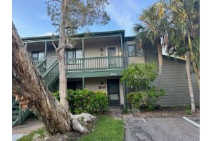 1526 PELICAN POINT DRIVE, SARASOTA, FL 34231 Sold 10/13/23