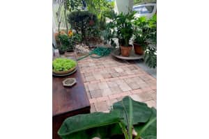 3811 GLEN OAKS DRIVE, SARASOTA, FL 34232 Sold 12/29/23