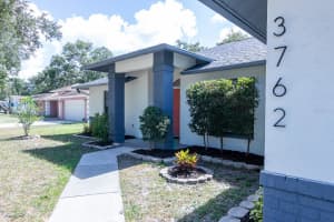 3762 HEATHER LAKE CIRCLE, SARASOTA, FL 34235 Sold 09/15/23