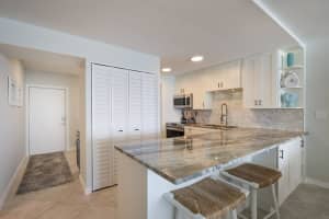 5300 GULF DR #406, HOLMES BEACH, FL 34217 Sold 10/26/23