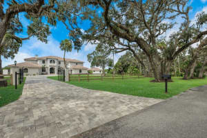 5952 VANDERIPE ROAD, SARASOTA, FL 34241 Sold 01/05/24