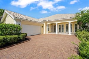 8691 DOLCE LANE, SARASOTA, FL 34238 Sold 01/19/24