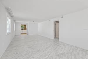 565 SPANISH DRIVE, LONGBOAT KEY, FL 34228 Sold 12/19/23