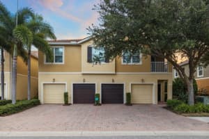 7862 MOONSTONE DR #5-104, SARASOTA, FL 34233 Sold 12/15/23