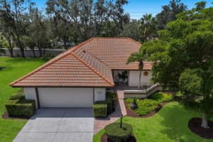 330 LAUREL HOLLOW DRIVE, NOKOMIS, FL 34275 Sold 12/14/23