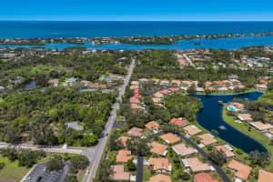 330 LAUREL HOLLOW DRIVE, NOKOMIS, FL 34275 Sold 12/14/23
