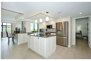 6287 MIDNIGHT PASS ROAD, SARASOTA, FL 34242 Sold 10/19/23