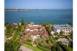 1233 HILLVIEW DRIVE, SARASOTA, FL 34239 Sold 03/29/24