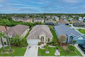 6102 NEW PARIS WAY, ELLENTON, FL 34222 Sold 10/31/23