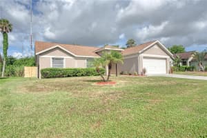 3505 6TH AVENUE, PALMETTO, FL 34221 Sold 10/03/23