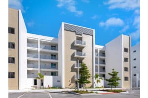 1709 TAMIAMI TRAIL, SARASOTA, FL 34234 Sold 03/28/24