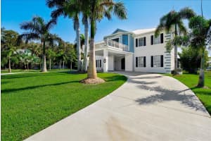 8908 ALAFIA WAY, RIVERVIEW, FL 33578 Sold 01/16/24