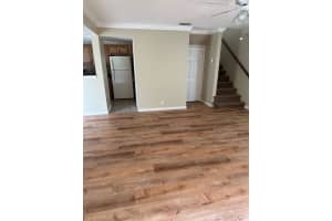 930 BYRON LANE, SARASOTA, FL 34243 Sold 10/03/23