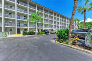 3130 LAKE BAYSHORE DRIVE, BRADENTON, FL 34205 Sold 11/30/23