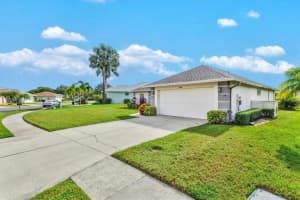 2856 59TH AVENUE, BRADENTON, FL 34203 Sold 09/27/23