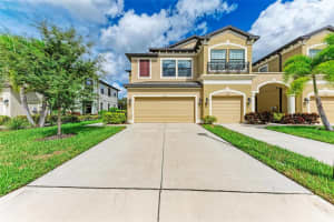 5252 78TH ST CIRCLE, BRADENTON, FL 34203 Sold 10/30/23