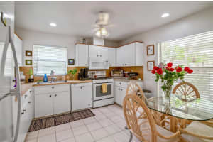 4938 VILLAGE GARDENS DRIVE, SARASOTA, FL 34234 Sold 10/26/23
