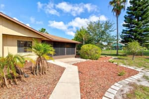 4223 66TH STREET CIRCLE, BRADENTON, FL 34209 Sold 12/01/23