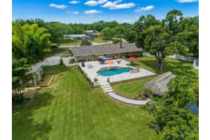 4525 LAKE DRIVE, SARASOTA, FL 34232 Sold 10/11/23