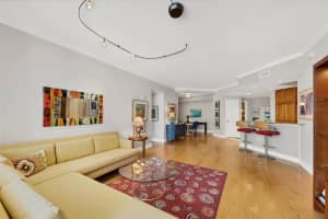 100 CENTRAL AVENUE, SARASOTA, FL 34236 Sold 12/01/23