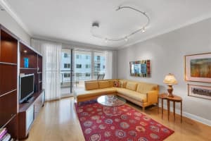 100 CENTRAL AVENUE, SARASOTA, FL 34236 Sold 12/01/23