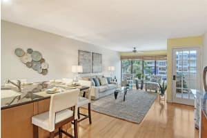 835 OSPREY AVENUE, SARASOTA, FL 34236 Sold 11/02/23