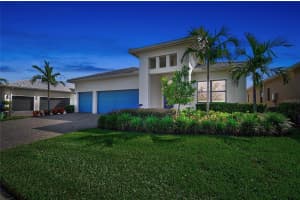 4920 SURFSIDE CIRCLE, LAKEWOOD RANCH, FL 34211 Sold 11/27/23