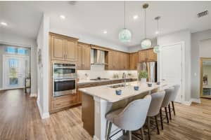 4920 SURFSIDE CIRCLE, LAKEWOOD RANCH, FL 34211 Sold 11/27/23
