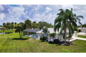3872 KINGSTON BOULEVARD, SARASOTA, FL 34238 Sold 10/02/23