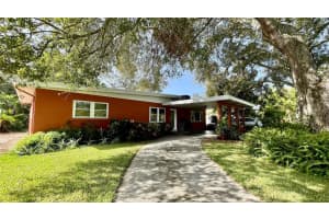 126 HOLLY AVENUE, SARASOTA, FL 34243 Sold 11/06/23