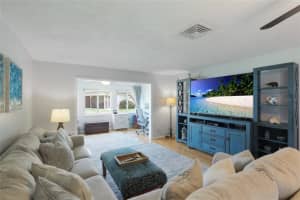 167 VISTA HERMOSA CIRCLE, SARASOTA, FL 34242 Sold 04/12/24