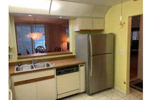 6101 34TH STREET, BRADENTON, FL 34210 Sold 11/30/23