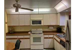 6101 34TH STREET, BRADENTON, FL 34210 Sold 11/30/23