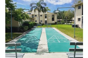 2679 WOODGATE LANE, SARASOTA, FL 34231 Sold 12/11/23