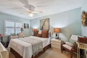 7301 29TH AVENUE DR W #105, BRADENTON, FL 34209 Sold 10/20/23