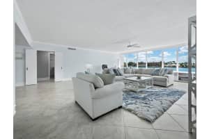 100 SANDS POINT ROAD, LONGBOAT KEY, FL 34228 Sold 03/06/24