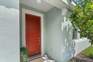 5715 SILVERBRIDGE TRAIL, LAKEWOOD RANCH, FL 34211 Sold 10/10/23