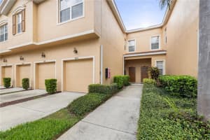 3827 PARKRIDGE CIRCLE, SARASOTA, FL 34243 Sold 10/18/23