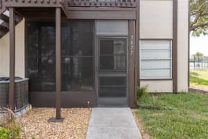 3877 59TH AVENUE, BRADENTON, FL 34210 Sold 10/23/23