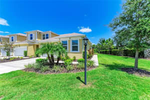 5557 COACHWOOD COVE, LAKEWOOD RANCH, FL 34211 Sold 04/16/24