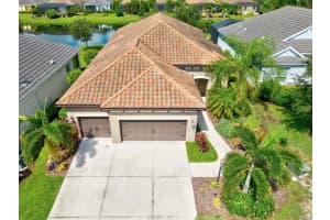 4018 CELESTIAL BLUE COURT, LAKEWOOD RANCH, FL 34211 Sold 10/17/23