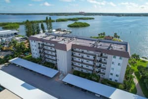 8897 MIDNIGHT PASS ROAD, SARASOTA, FL 34242 Sold 10/23/23