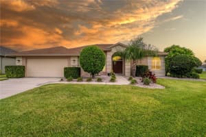 4321 PRESIDENTIAL AVENUE CIR E CIRCLE, BRADENTON, FL 34203 Sold 10/18/23