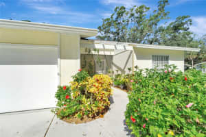 3936 OAKHURST BOULEVARD, SARASOTA, FL 34233 Sold 01/26/24